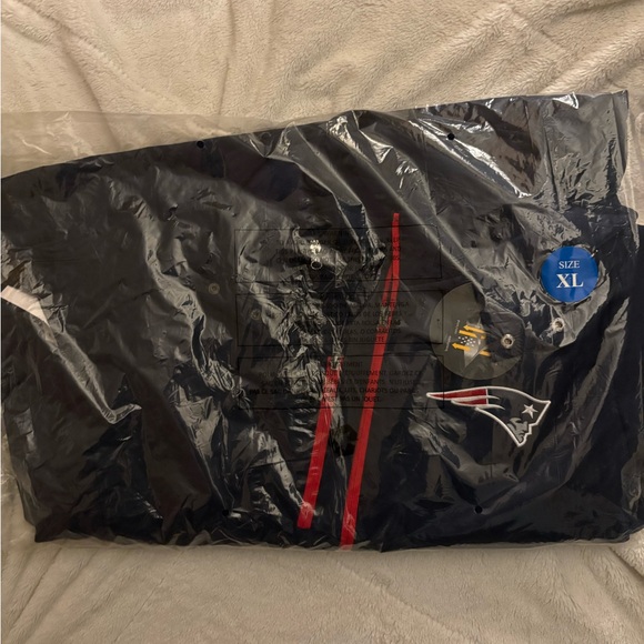 NWT NFL Soft Shell Coat - New England Patriots, XL - Picture 5 of 7